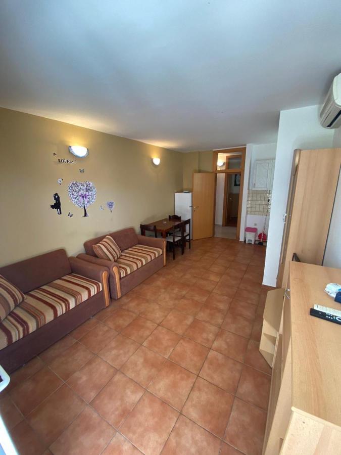 Apartment Dilba Novalja Exterior photo