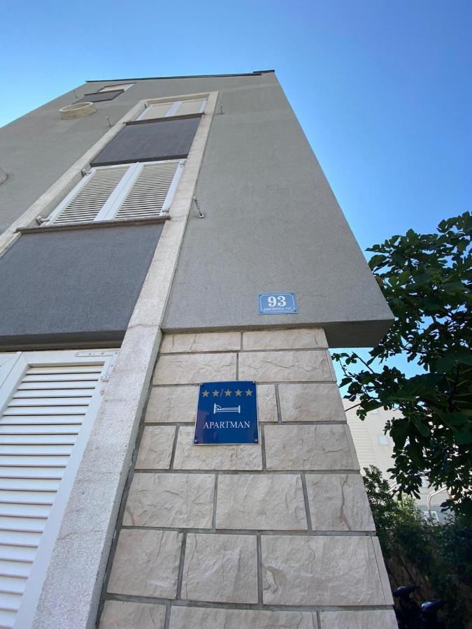 Apartment Dilba Novalja Exterior photo