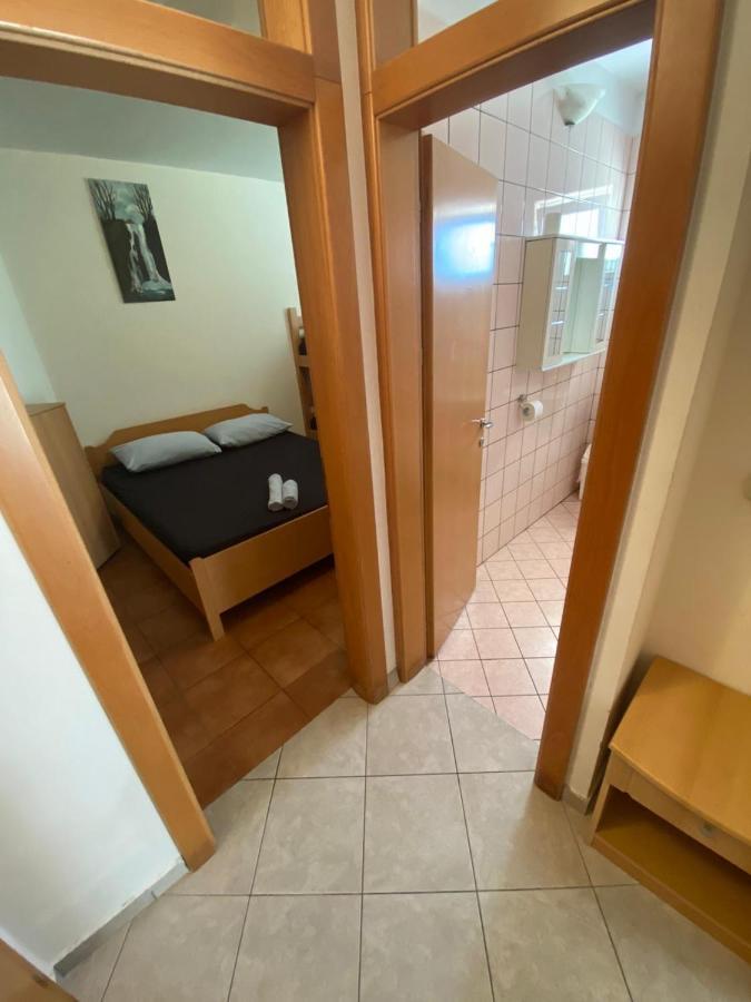 Apartment Dilba Novalja Exterior photo